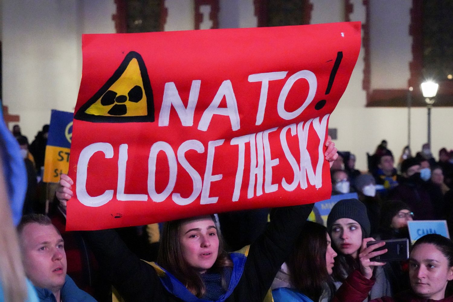 74% американців підтримують зону заборони польотів в Україні — Reuters