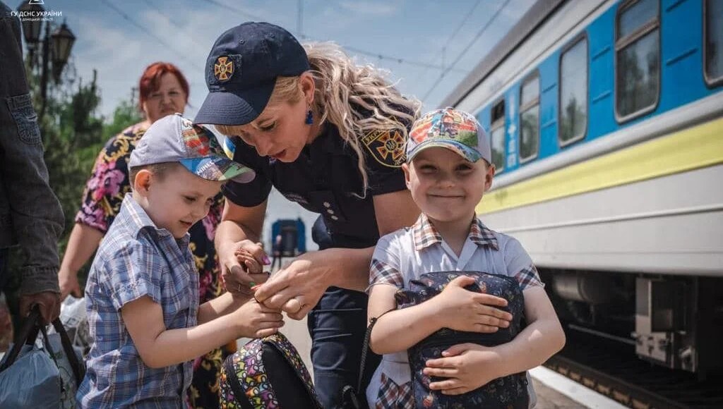 Україна повернула ще 19 дітей з окупованих територій
