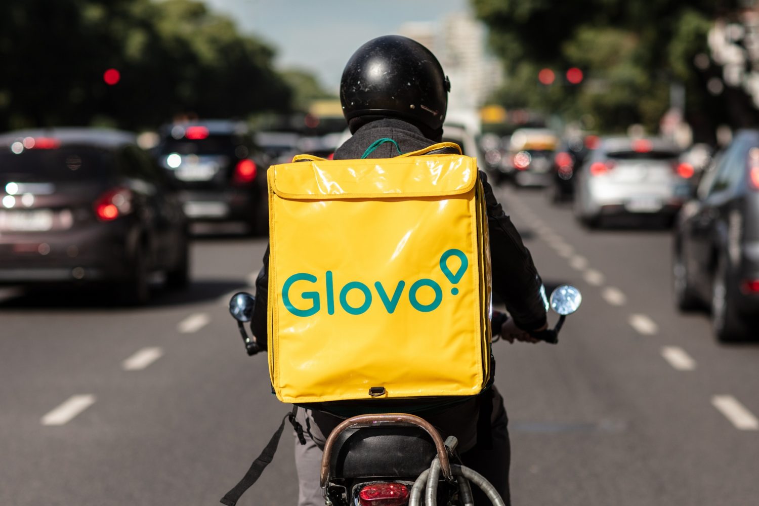 Які страви найчастіше замовляють українці у Glovo – інфографіка по регіонах
