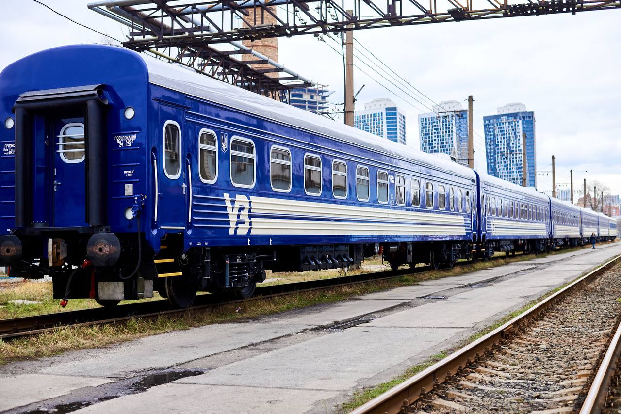 «Укрзалізниця» запускає додаткові поїзди від Києва до Львова