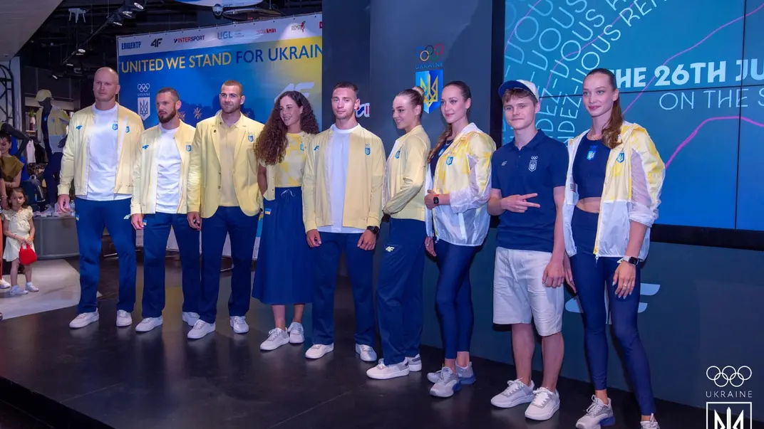Підбірка форм збірних на Олімпійських іграх