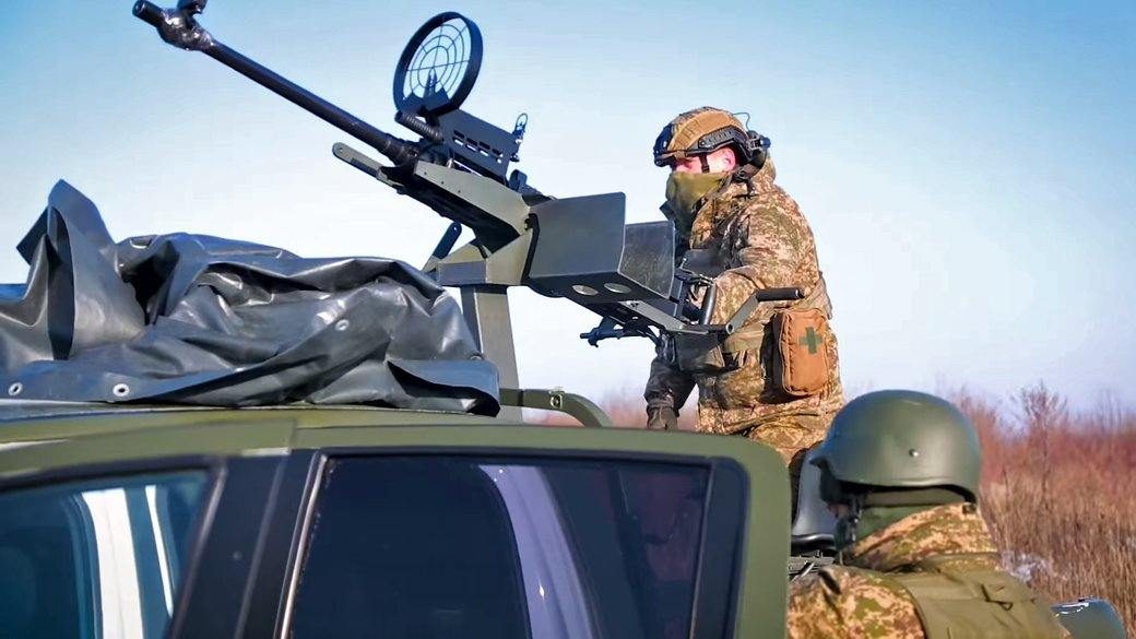 Перекидають у піхоту: військові масово повідомляють про переведення фахівців у Сухопутні війська